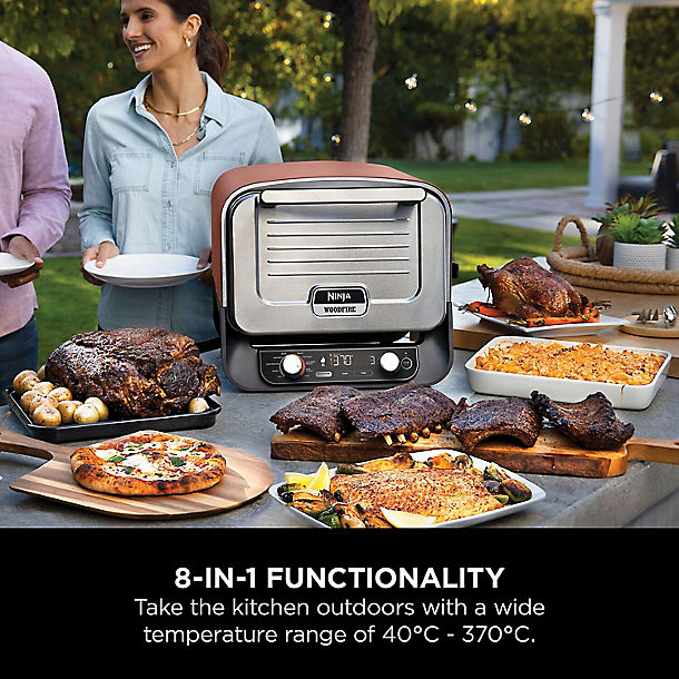 Ninja Woodfire Electric Outdoor Oven, Artisan Pizza Maker and BBQ Smoker OO101UK